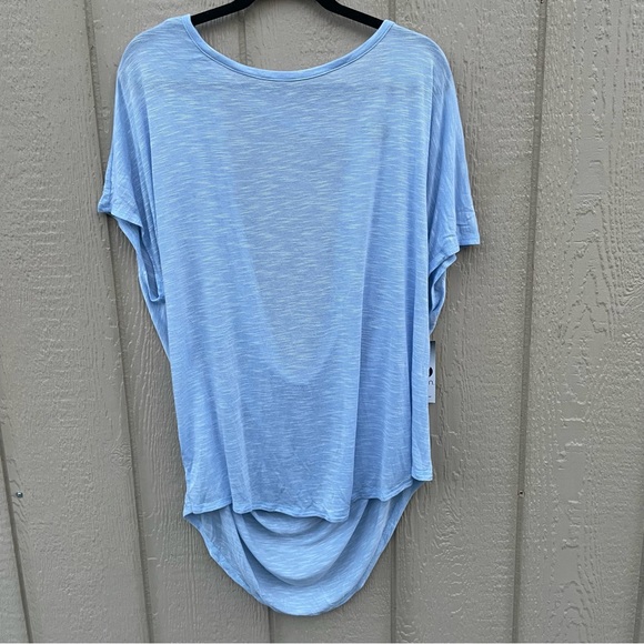 Xersion Tops Nwt Xersion Serene Sky Womens Top Poshmark